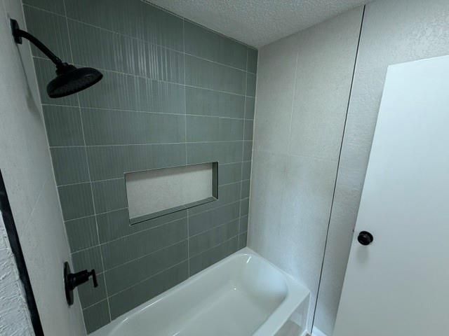 2613 7th Avenue N, Texas City, TX 77590