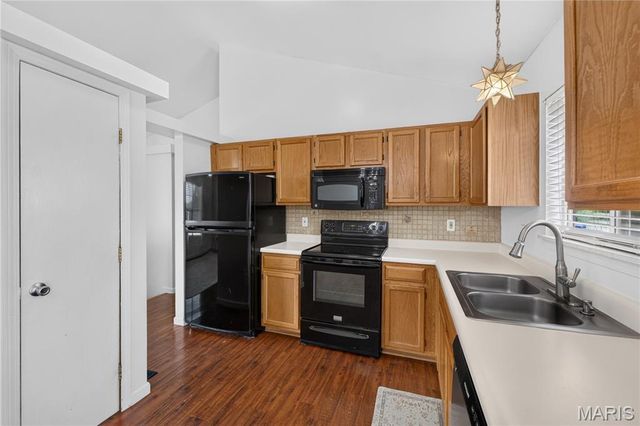 633 Longhorn Drive, O'fallon, MO 63368
