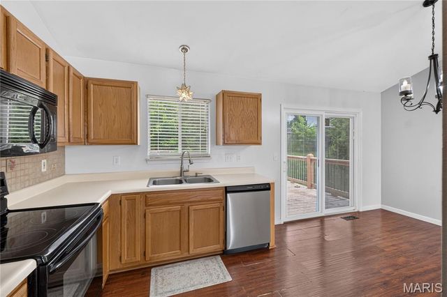 633 Longhorn Drive, O'fallon, MO 63368
