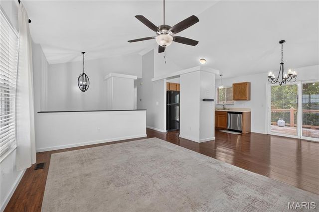 633 Longhorn Drive, O'fallon, MO 63368