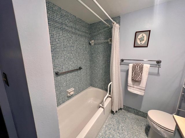 432 Grantham B, Deerfield Beach, FL 33442