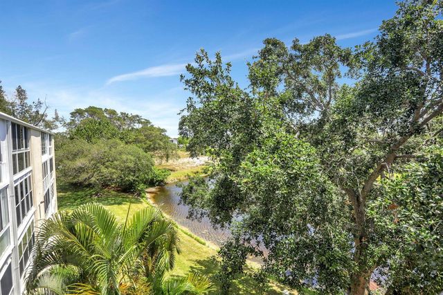 432 Grantham B, Deerfield Beach, FL 33442