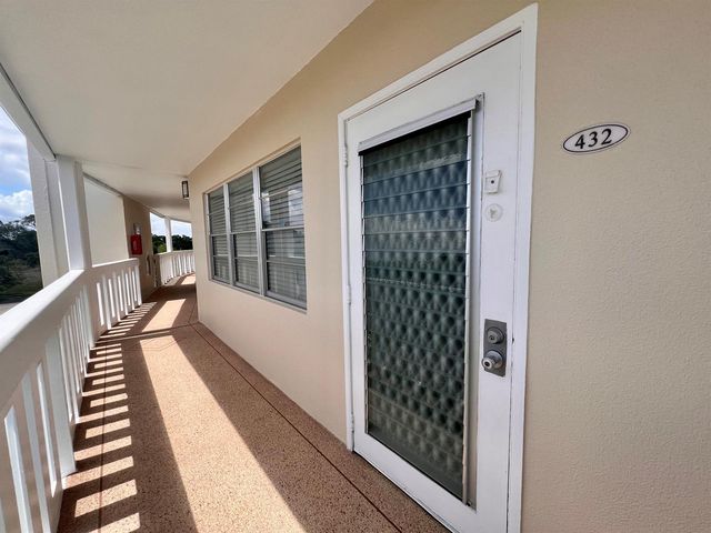 432 Grantham B, Deerfield Beach, FL 33442