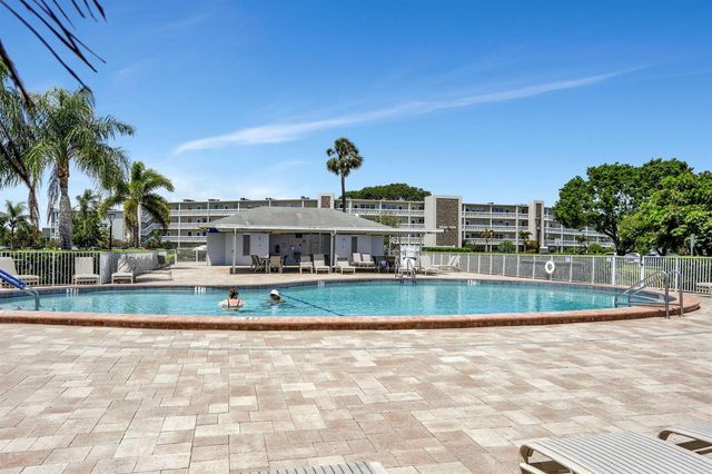 432 Grantham B, Deerfield Beach, FL 33442