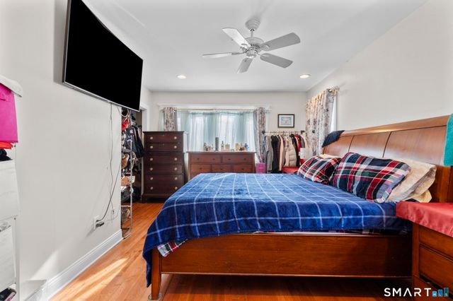 21 Mathews Street, Milford, CT 06460