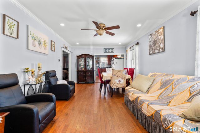 21 Mathews Street, Milford, CT 06460