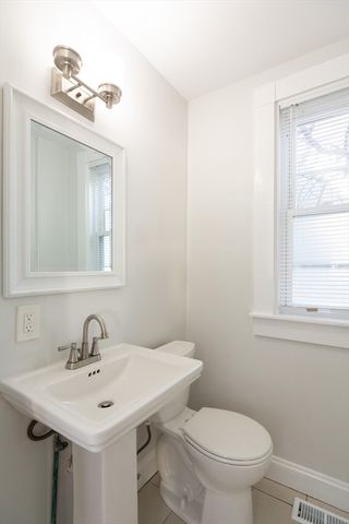 65-67 Pearl St 1, Newton, MA 02458