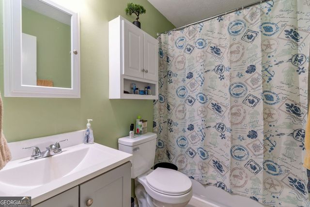2000 Wendover Drive, Snellville, GA 30078