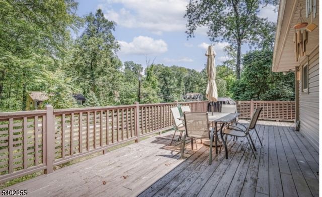 1 Stonewall Dr, Vernon Twp., NJ 07419