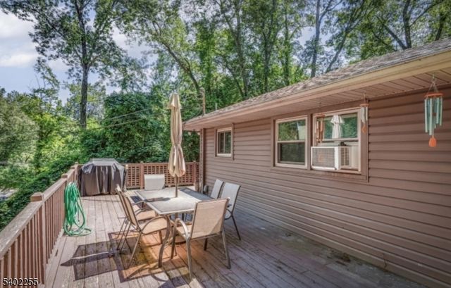 1 Stonewall Dr, Vernon Twp., NJ 07419