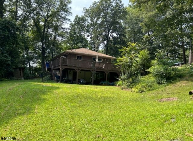 1 Stonewall Dr, Vernon Twp., NJ 07419