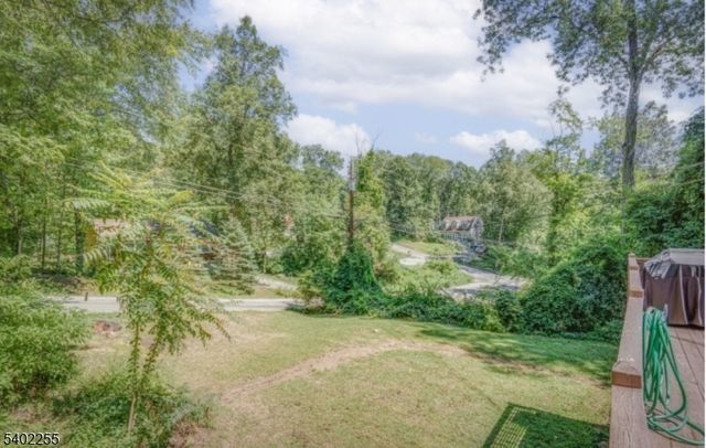 1 Stonewall Dr, Vernon Twp., NJ 07419