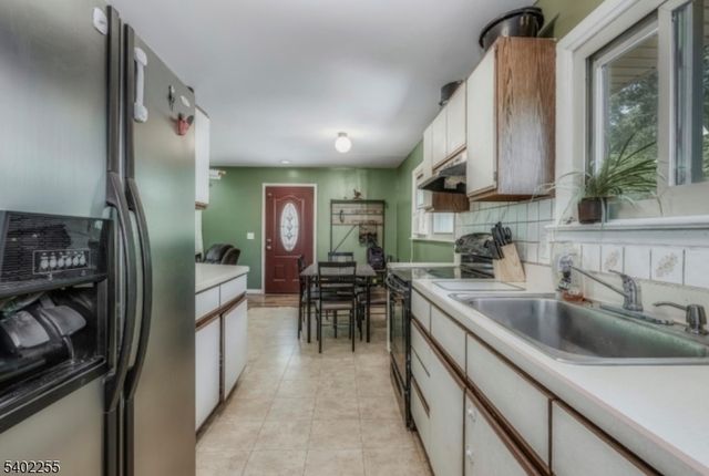 1 Stonewall Dr, Vernon Twp., NJ 07419