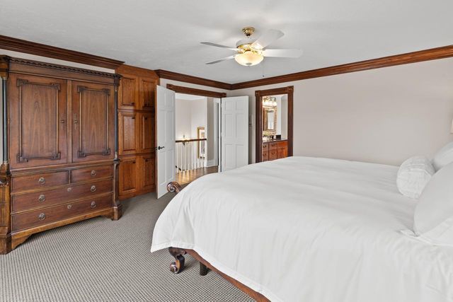 2890 Autumn Woods Drive, Chaska, MN 55318