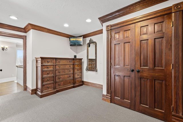 2890 Autumn Woods Drive, Chaska, MN 55318