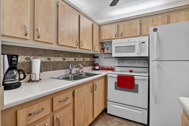 71 Islewood C Court C, Deerfield Beach, FL 33442