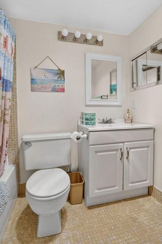 71 Islewood C Court C, Deerfield Beach, FL 33442