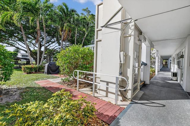 71 Islewood C Court C, Deerfield Beach, FL 33442