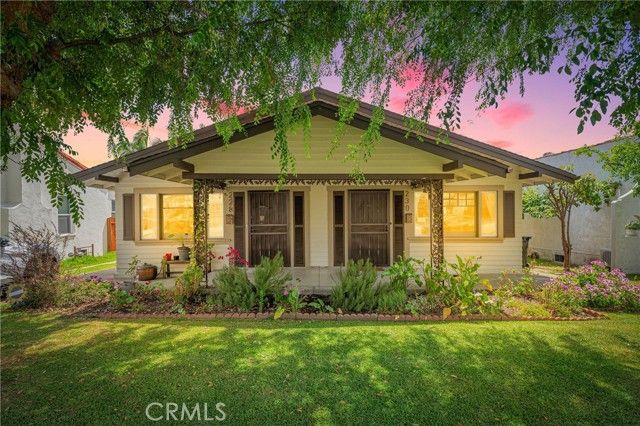 228 S El Molino, Alhambra, CA 91801