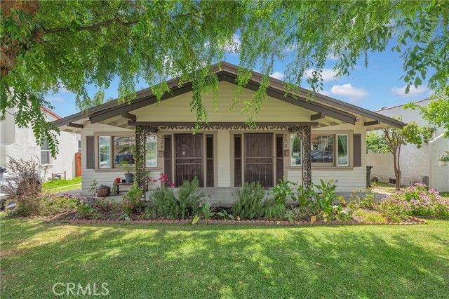 228 S El Molino, Alhambra, CA 91801
