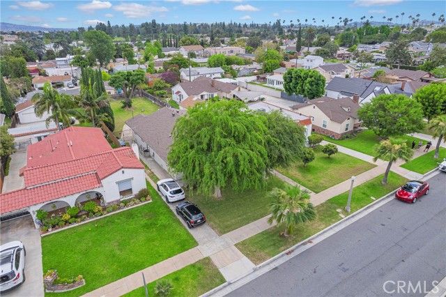 228 S El Molino, Alhambra, CA 91801