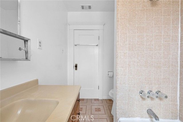 228 S El Molino, Alhambra, CA 91801