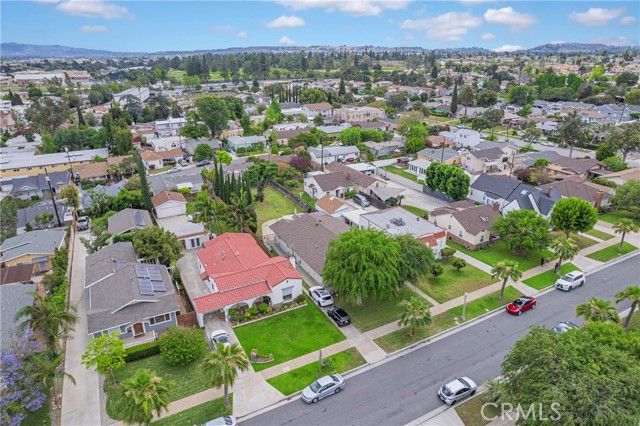 228 S El Molino, Alhambra, CA 91801