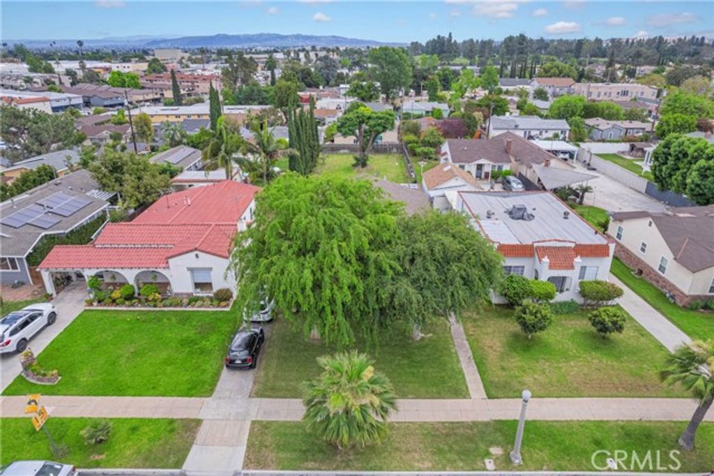 228 S El Molino, Alhambra, CA 91801