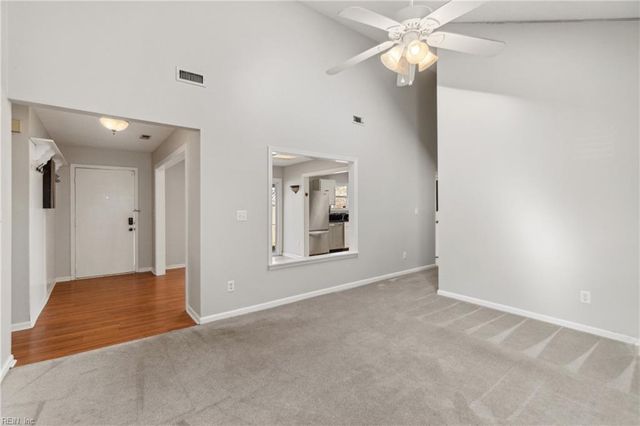 5352 Chatham Hall DR, Virginia Beach, VA 23464