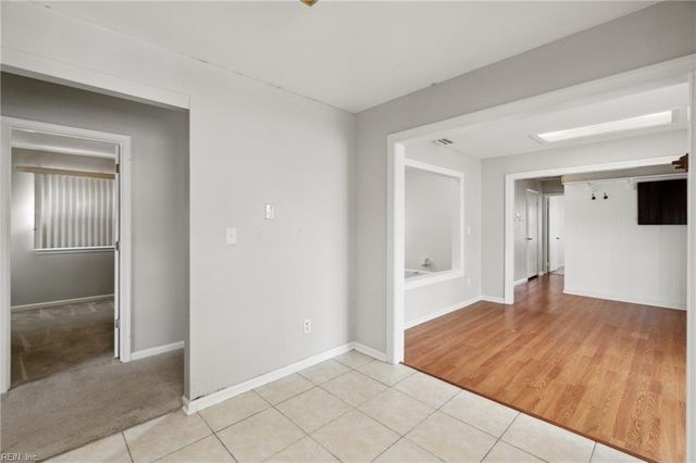 5352 Chatham Hall DR, Virginia Beach, VA 23464