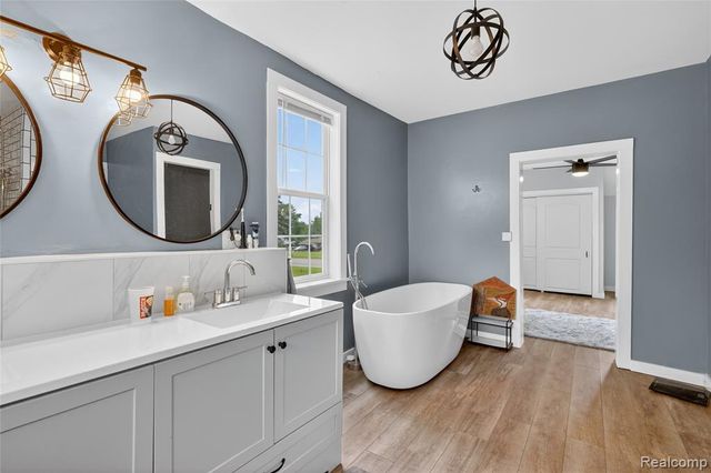 6235 Flushing Road, Flushing, MI 48433