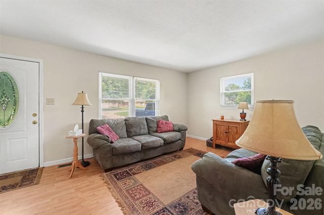 1130 Julius Drive, Salisbury, NC 28147