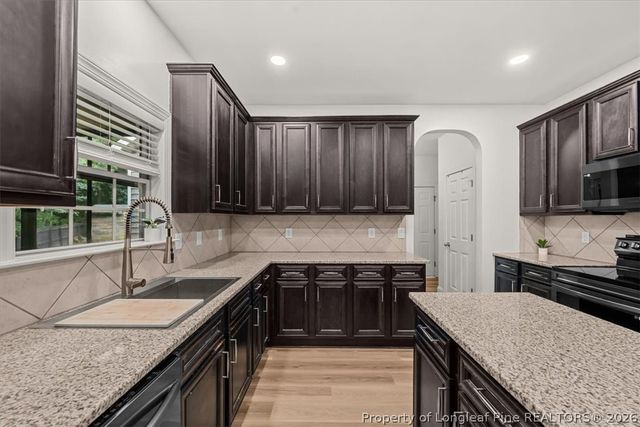 210 Huzzas Circle, Cameron, NC 28326