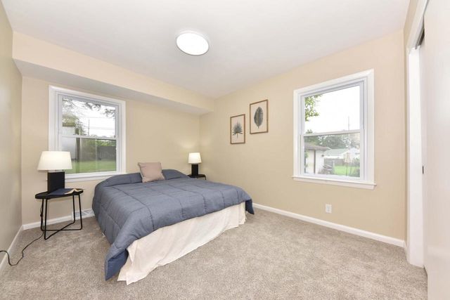 3675 S Taylor COURT, Milwaukee, WI 53207