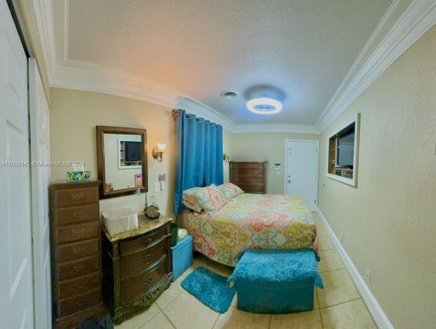 5363 SW 38th Ave, Hollywood, FL 33312