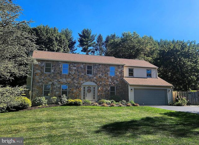 1512 PENNSBURY DR, West Chester, PA 19382