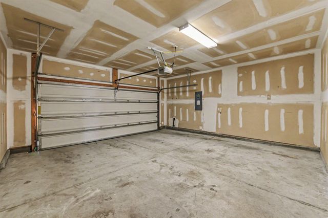 621 Wayton Circle, Moncks Corner, SC 29461