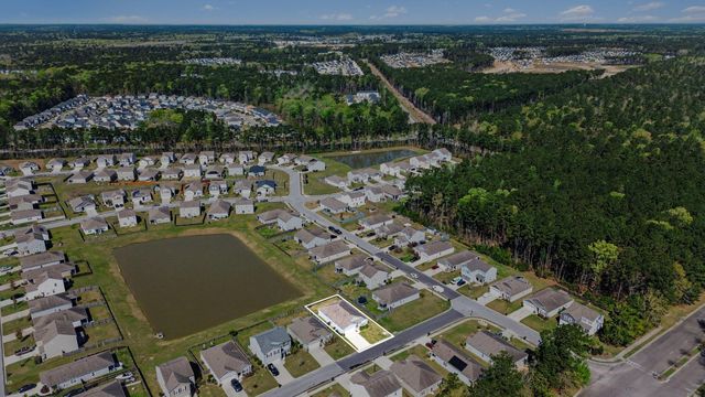 621 Wayton Circle, Moncks Corner, SC 29461