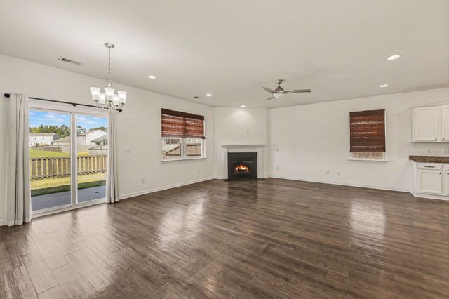 621 Wayton Circle, Moncks Corner, SC 29461