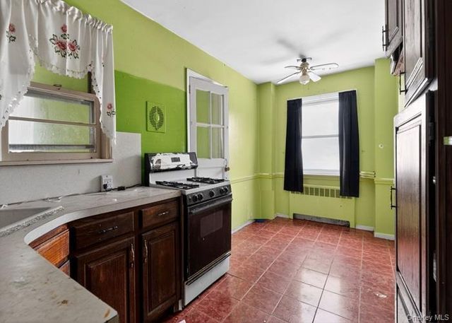 271 Ivy Street, West Hempstead, NY 11552