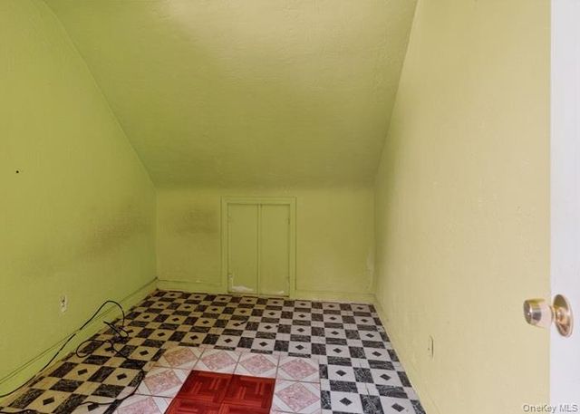 271 Ivy Street, West Hempstead, NY 11552