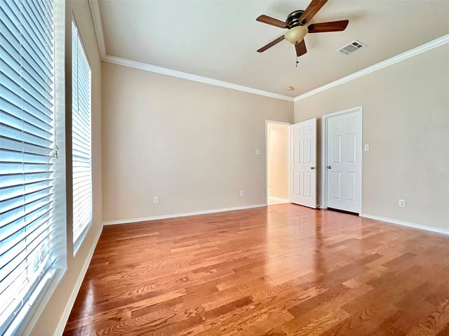 2639 Blackstone Drive, Grand Prairie, TX 75052