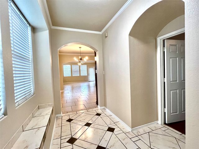 2639 Blackstone Drive, Grand Prairie, TX 75052
