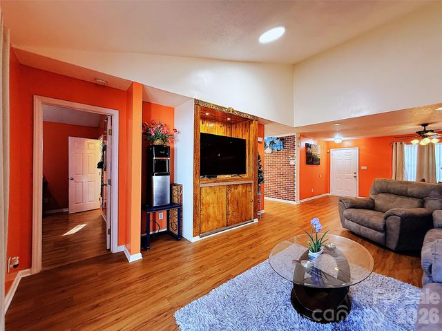 7333 Rosehall Drive, Charlotte, NC 28227