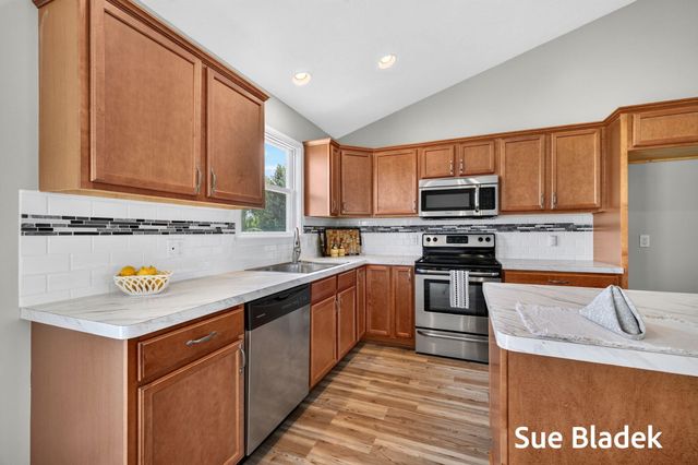 3716 Hickoryrow Court, Holland, MI 49424