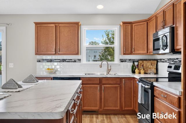 3716 Hickoryrow Court, Holland, MI 49424