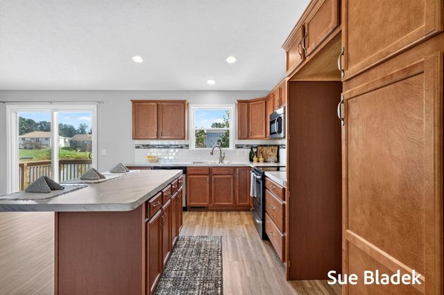3716 Hickoryrow Court, Holland, MI 49424