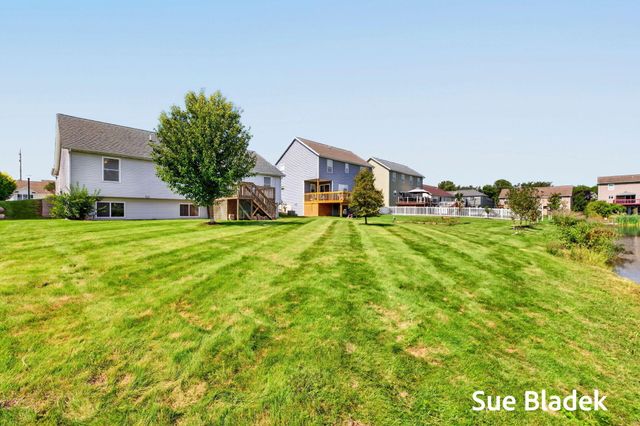 3716 Hickoryrow Court, Holland, MI 49424