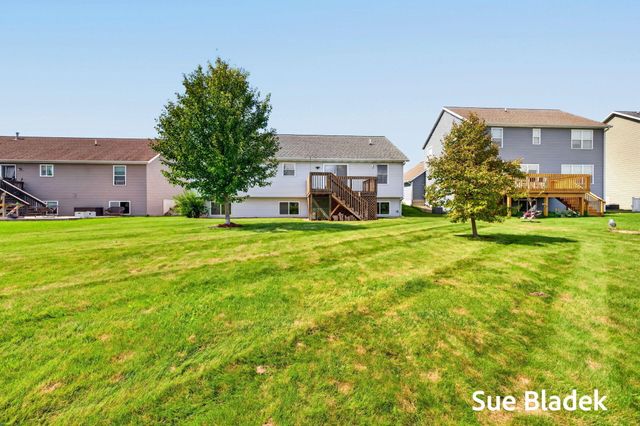 3716 Hickoryrow Court, Holland, MI 49424