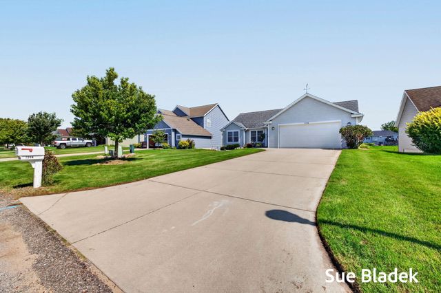 3716 Hickoryrow Court, Holland, MI 49424